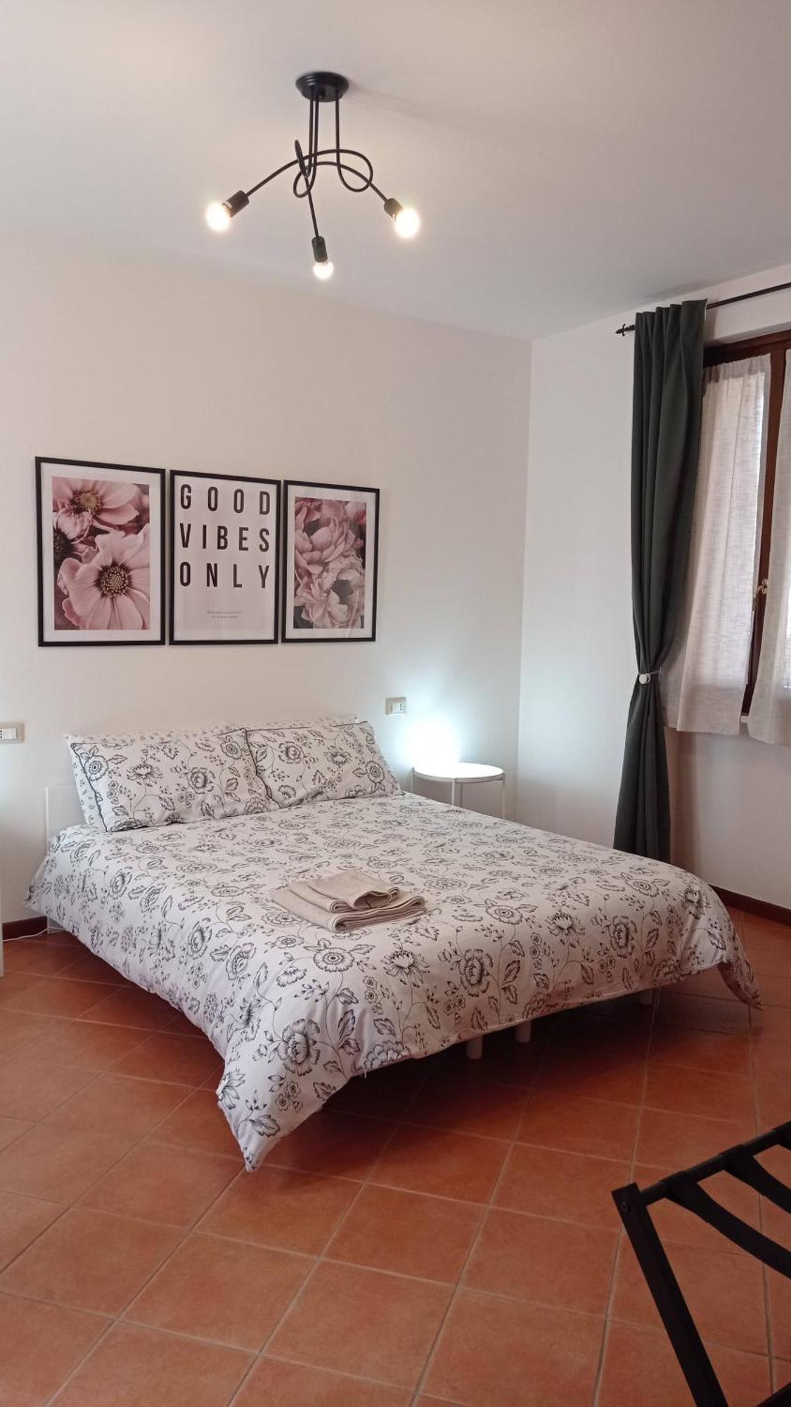 La Dama Di Fiori Villa Verolanuova Luaran gambar